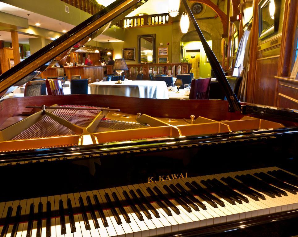 Belfry Inn And Bistro Sandwich Εξωτερικό φωτογραφία
